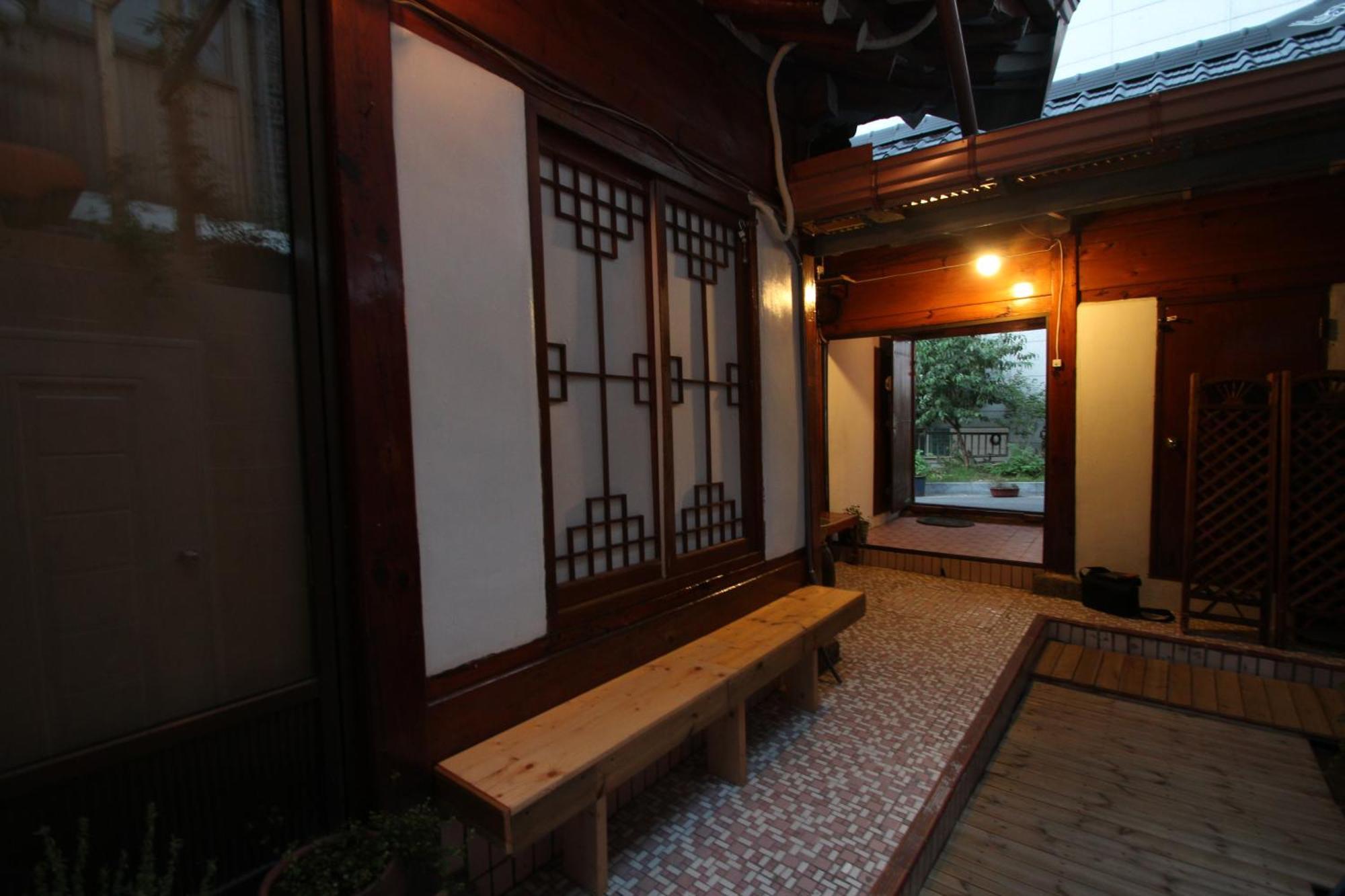 Icos Guesthouse 1 - Female Only Seul Dış mekan fotoğraf