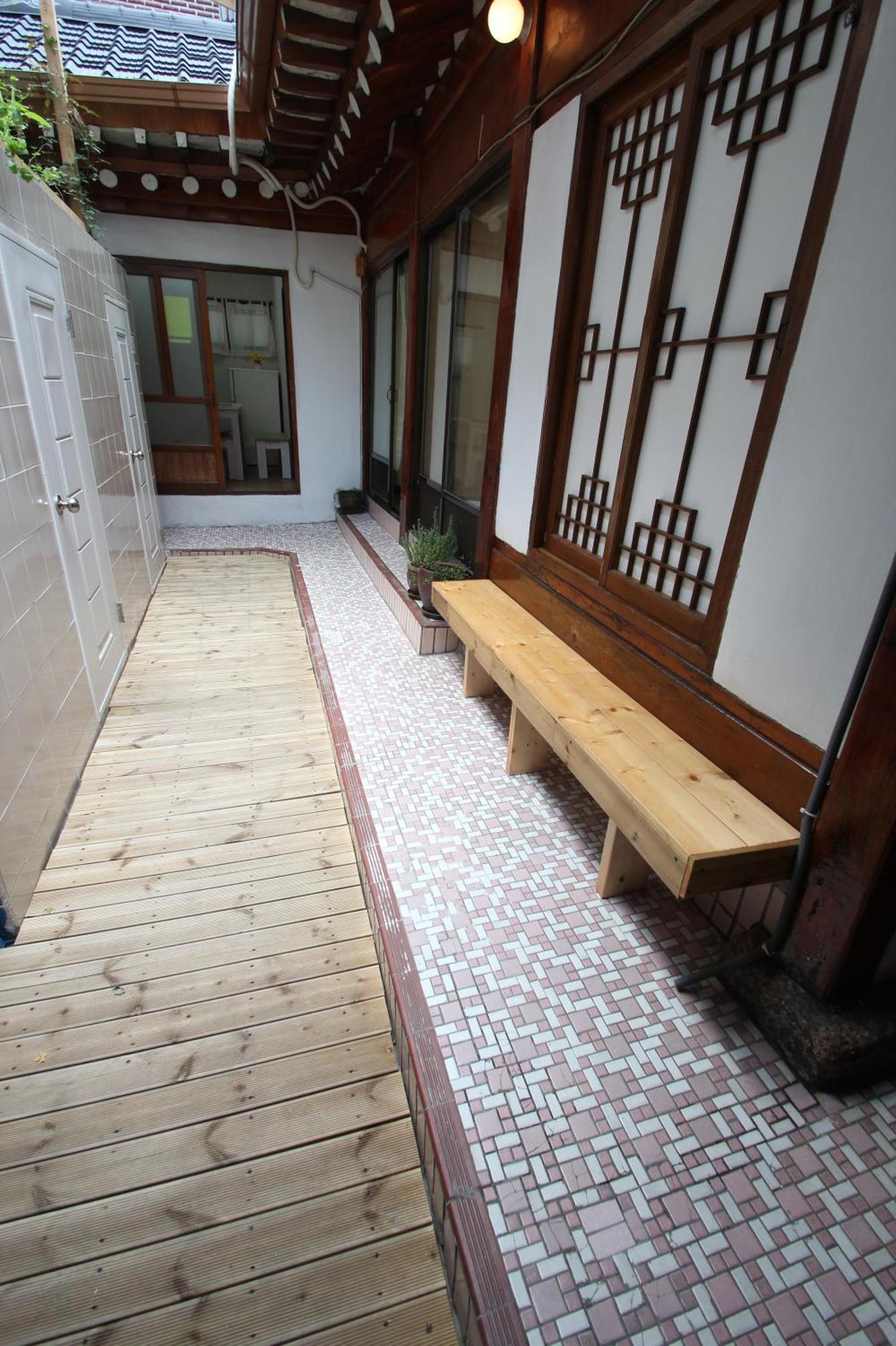 Icos Guesthouse 1 - Female Only Seul Dış mekan fotoğraf